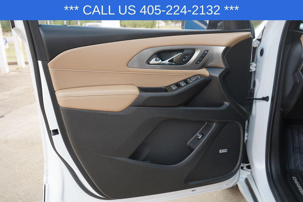 used 2023 Chevrolet Traverse car, priced at $33,990