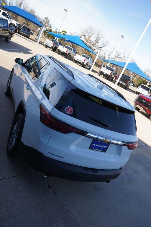 used 2023 Chevrolet Traverse car, priced at $22,999