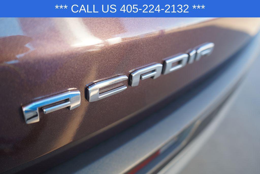 used 2025 GMC Acadia car, priced at $35,231