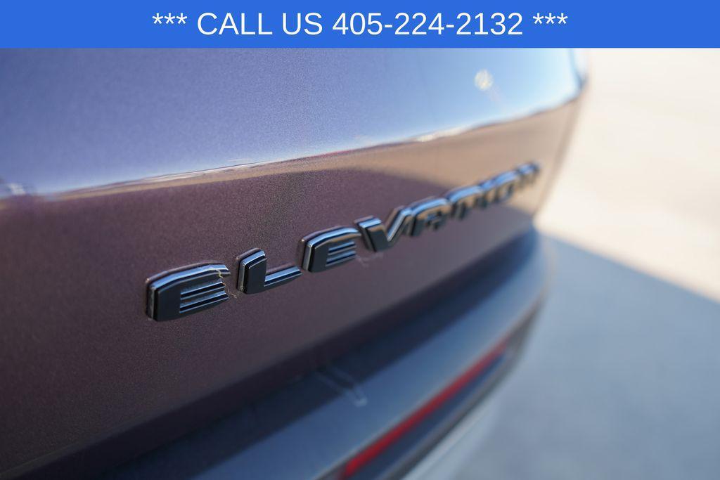 used 2025 GMC Acadia car, priced at $35,231