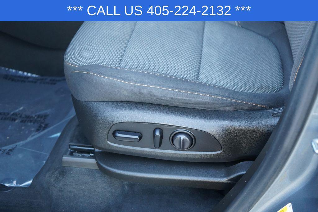 used 2021 Chevrolet Traverse car, priced at $21,113