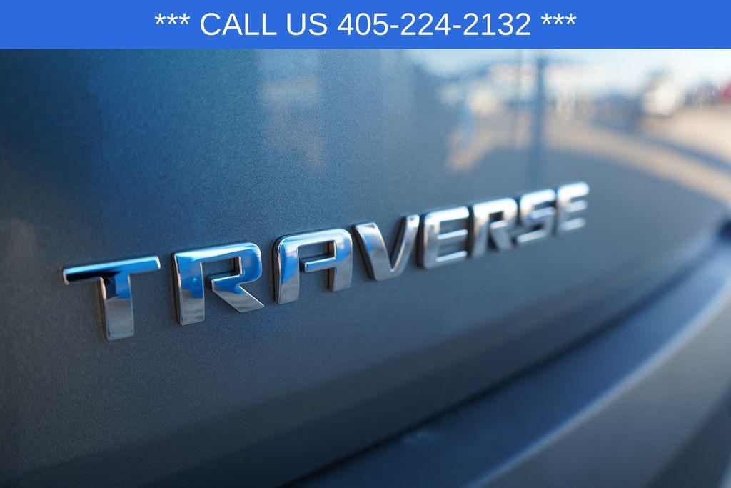 used 2021 Chevrolet Traverse car, priced at $21,113
