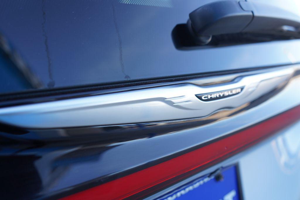 used 2025 Chrysler Pacifica car, priced at $28,999