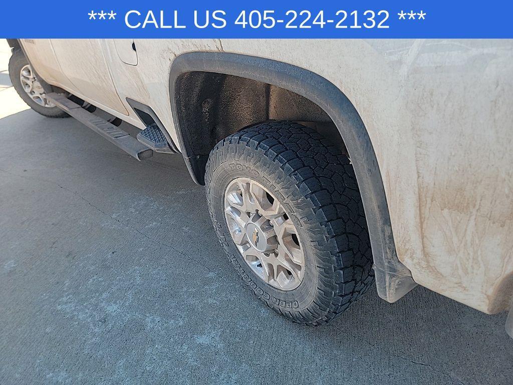 used 2022 Chevrolet Silverado 2500 car, priced at $35,991