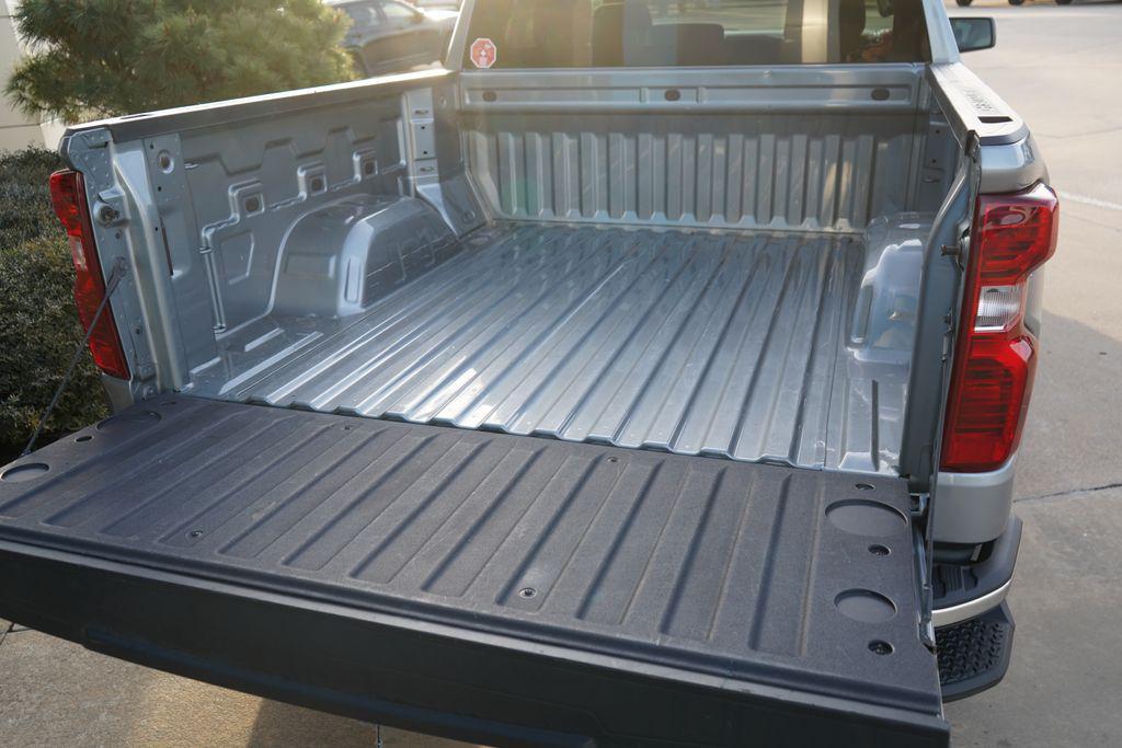 used 2025 Chevrolet Silverado 1500 car, priced at $40,885