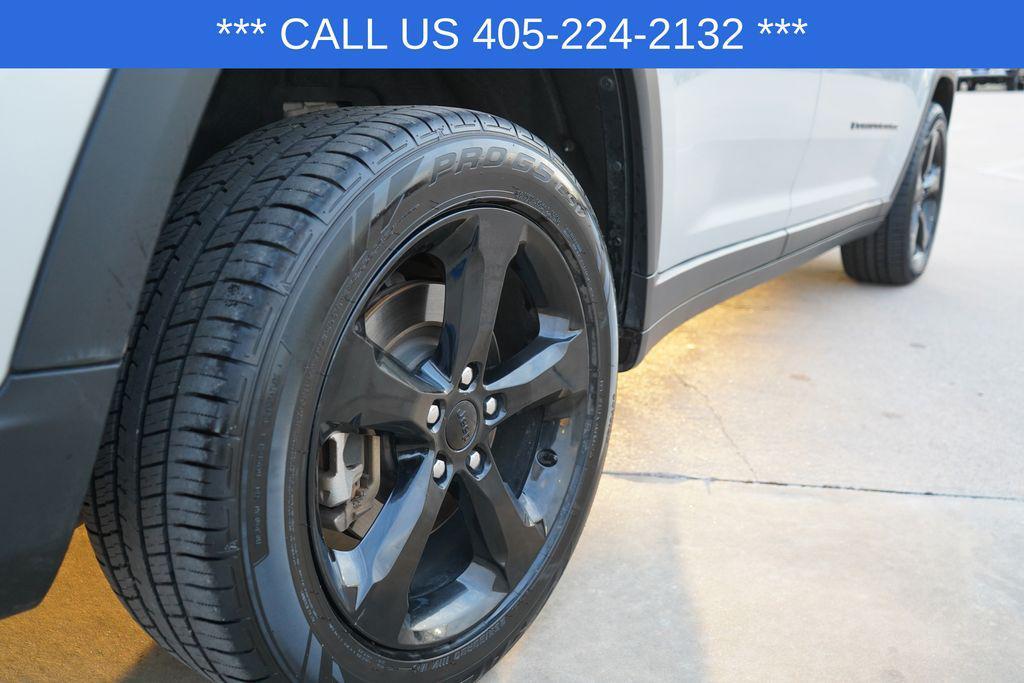 used 2023 Jeep Grand Cherokee L car, priced at $25,702