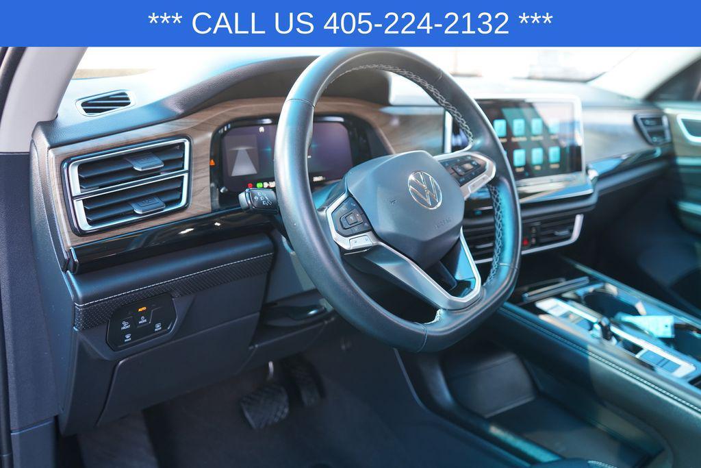 used 2025 Volkswagen Atlas car, priced at $33,489