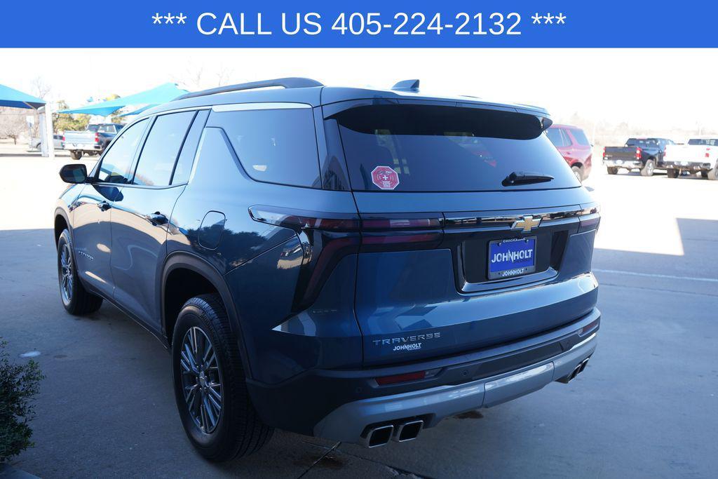 used 2025 Chevrolet Traverse car, priced at $36,723