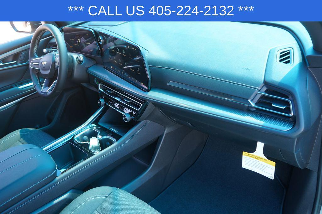 new 2026 Chevrolet Traverse car, priced at $42,699