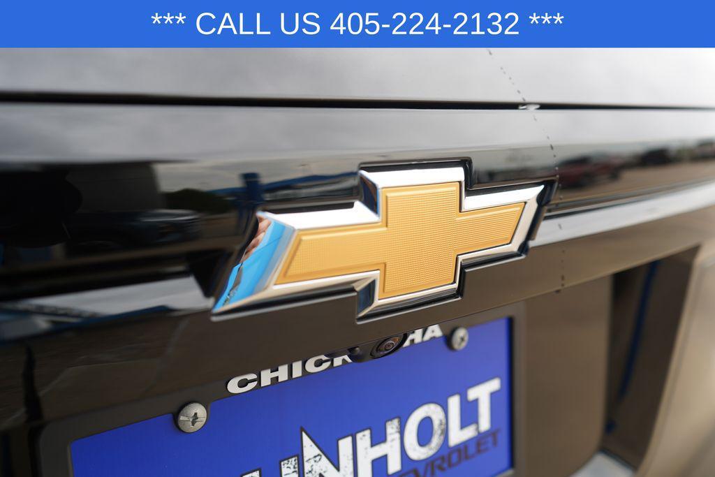 new 2026 Chevrolet Traverse car, priced at $41,955