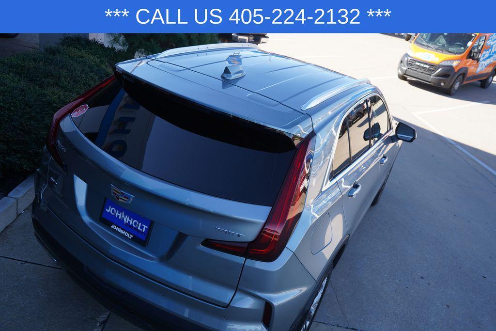 used 2025 Cadillac XT4 car, priced at $33,652