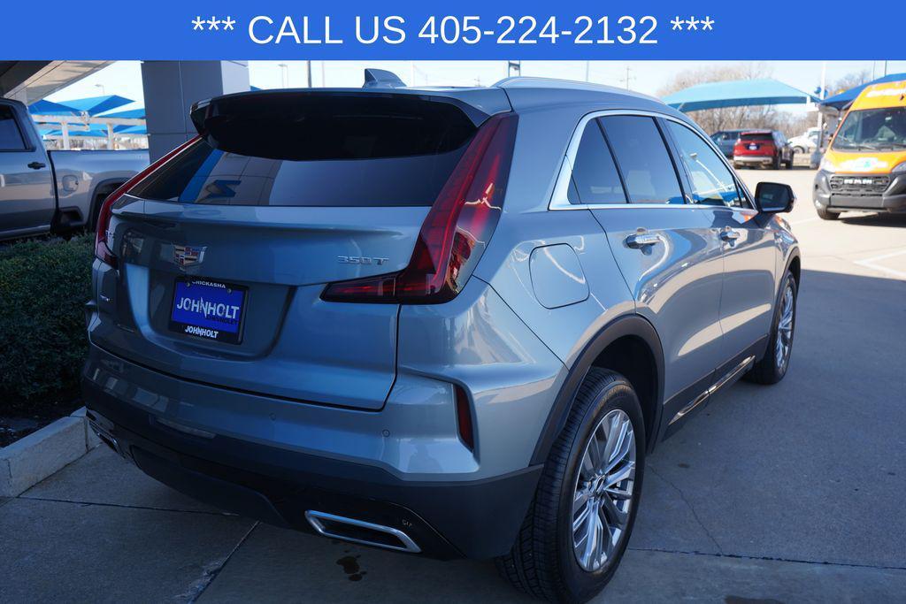 used 2025 Cadillac XT4 car, priced at $33,652