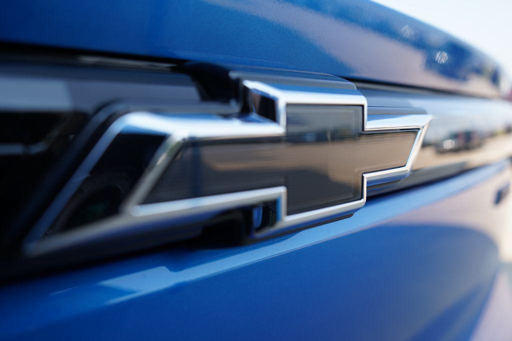 new 2025 Chevrolet Equinox EV car, priced at $34,917