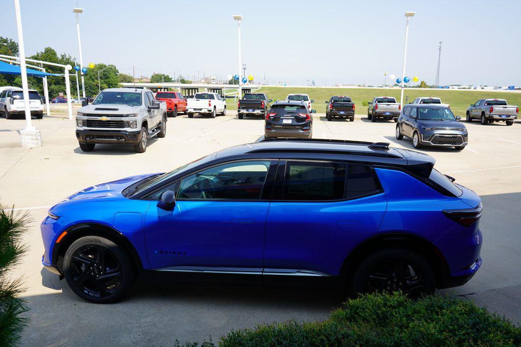 new 2025 Chevrolet Equinox EV car, priced at $34,917