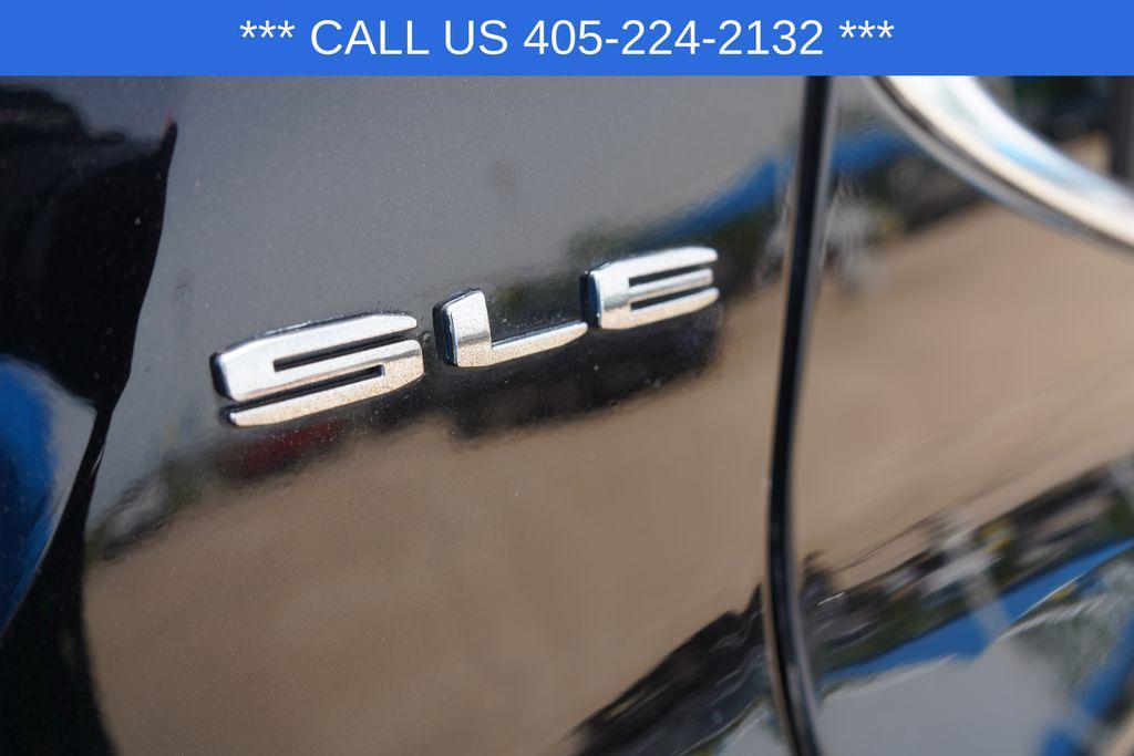 used 2023 GMC Acadia car, priced at $28,991