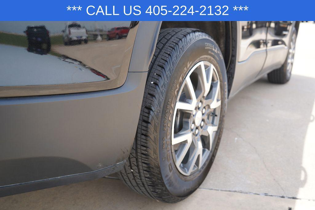 used 2023 GMC Acadia car, priced at $28,991