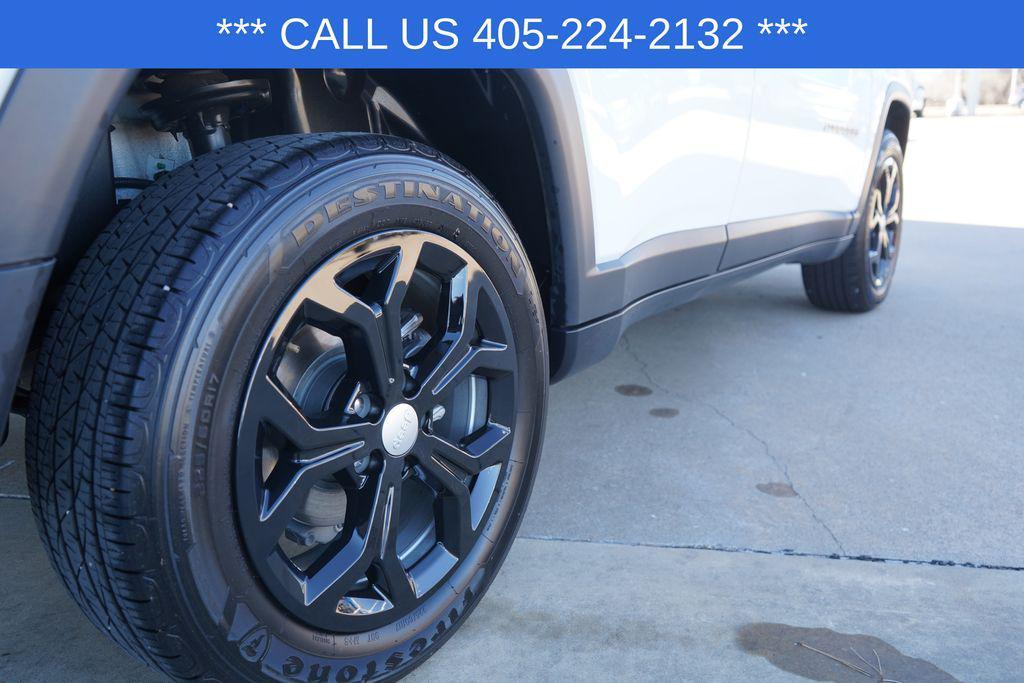 used 2024 Jeep Compass car, priced at $18,999