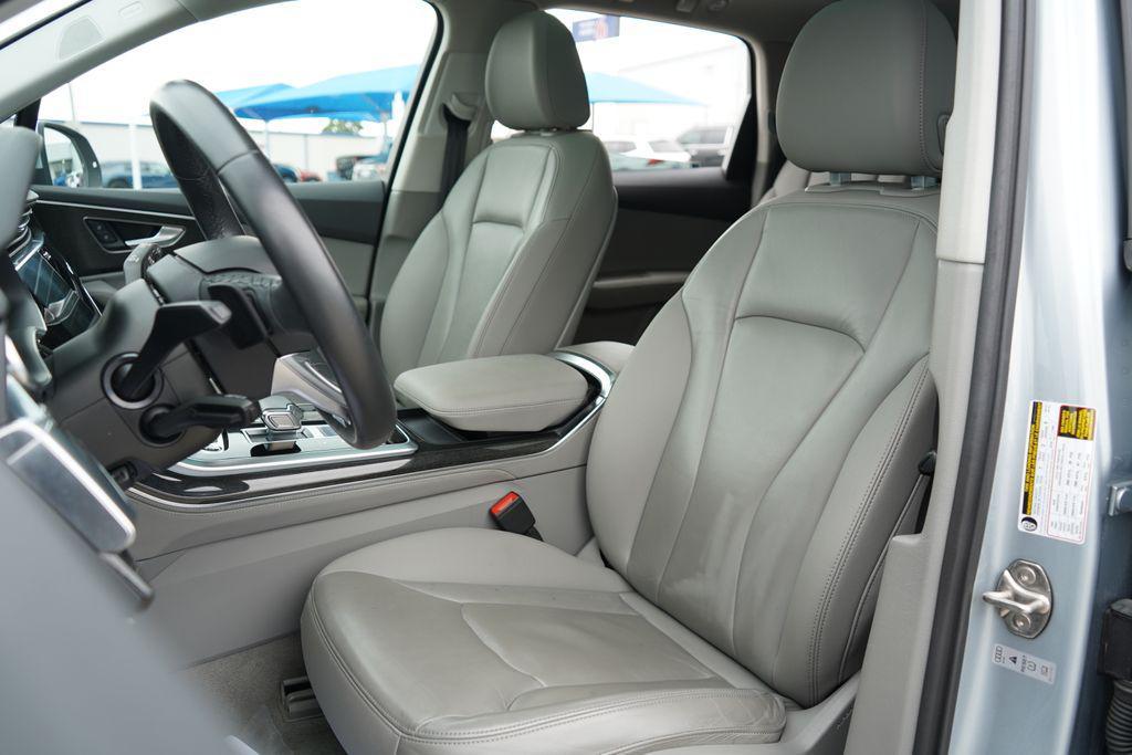 used 2024 Audi Q7 car, priced at $34,991