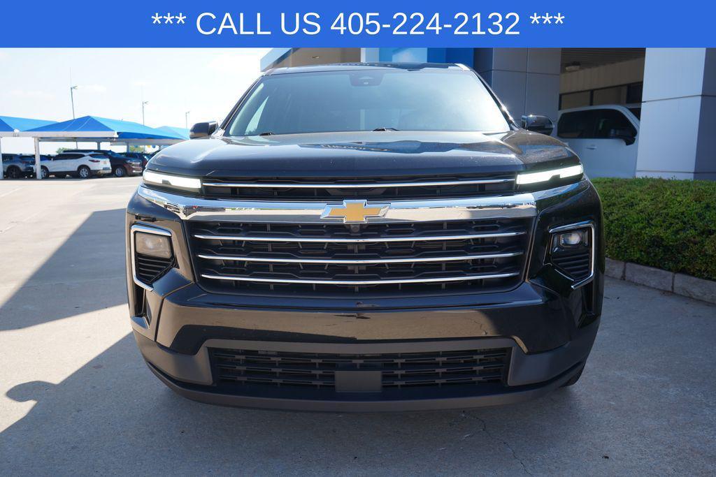 used 2025 Chevrolet Traverse car, priced at $37,991