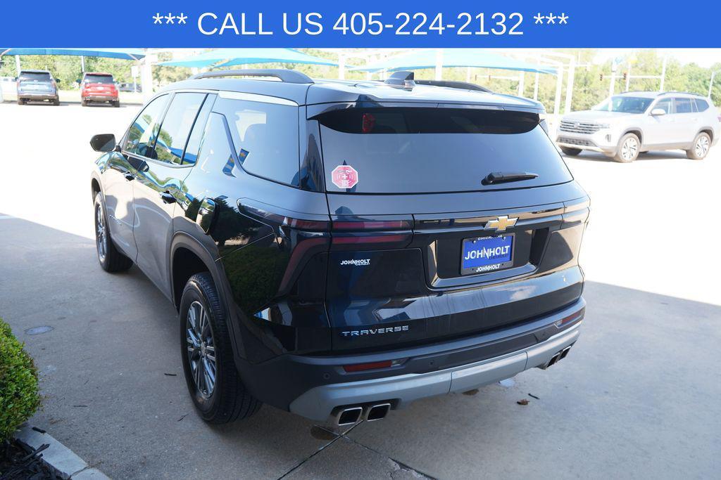 used 2025 Chevrolet Traverse car, priced at $37,991