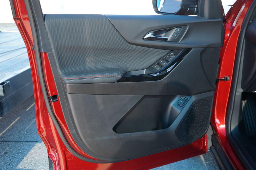 new 2026 Chevrolet Equinox car, priced at $34,244