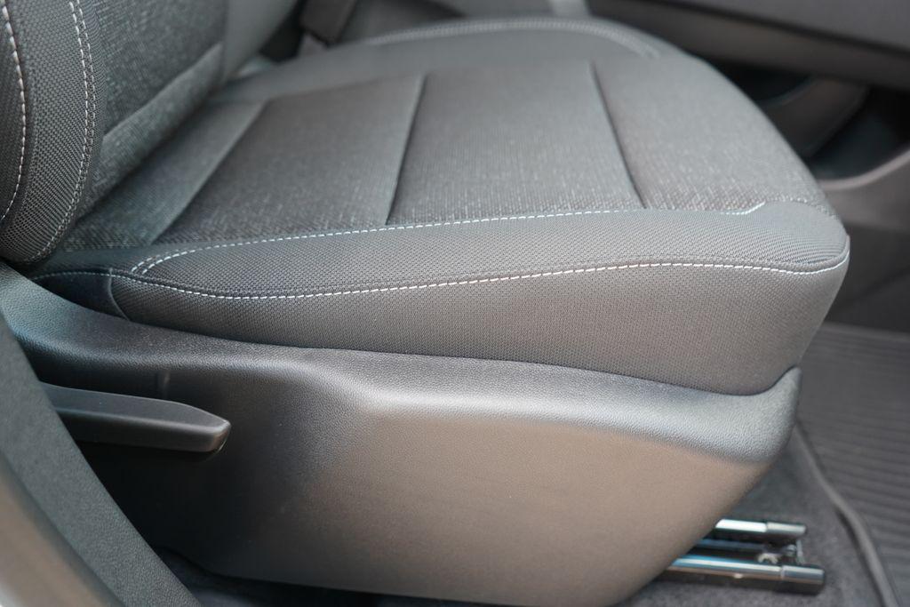 new 2026 Chevrolet Traverse car, priced at $43,121