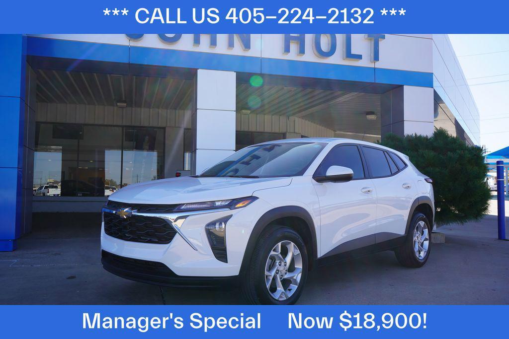 used 2024 Chevrolet Trax car, priced at $18,900