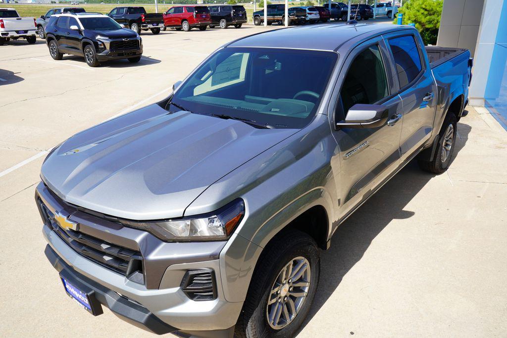new 2026 Chevrolet Colorado car, priced at $34,000