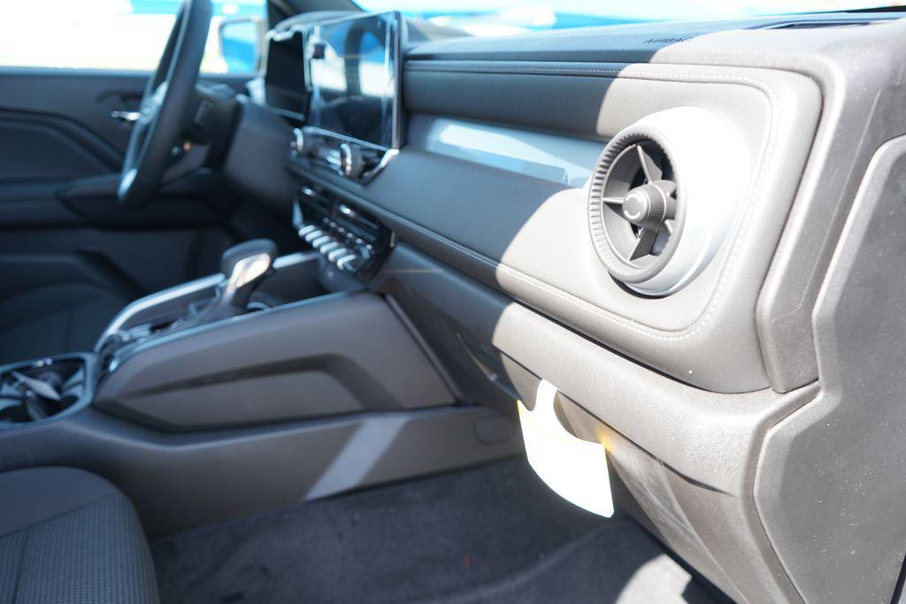 new 2026 Chevrolet Colorado car, priced at $34,000