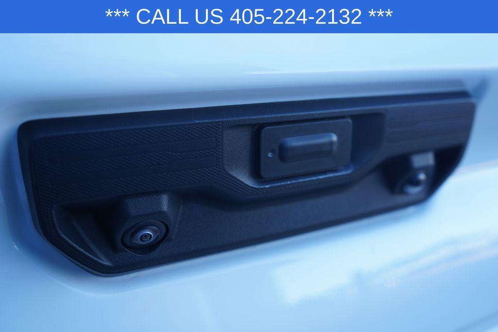 used 2024 Chevrolet Silverado 2500 car, priced at $50,927