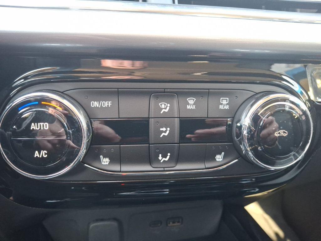 new 2026 Chevrolet Trax car, priced at $25,425