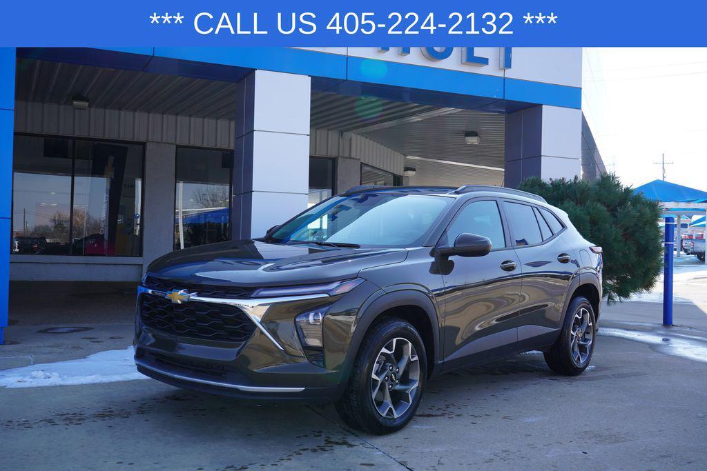 used 2024 Chevrolet Trax car, priced at $19,999