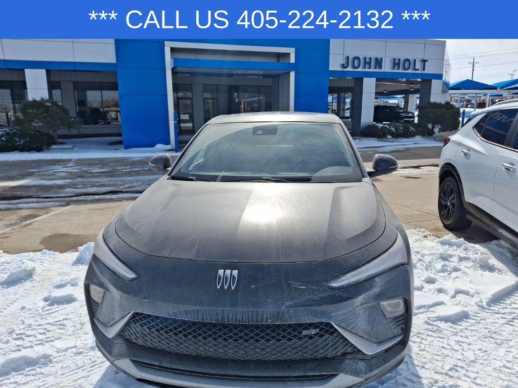 used 2025 Buick Envista car, priced at $25,000