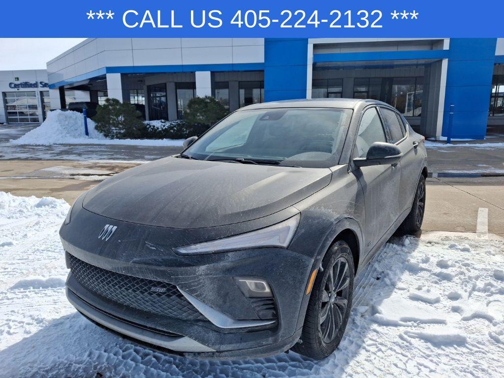 used 2025 Buick Envista car, priced at $25,000