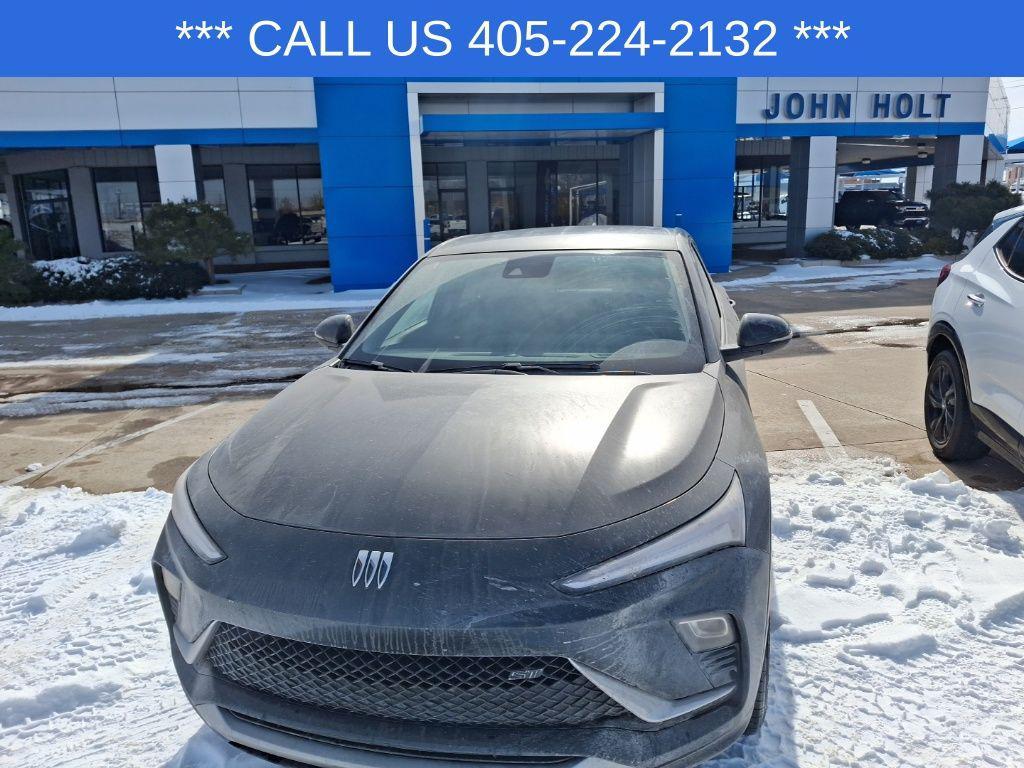 used 2025 Buick Envista car, priced at $25,000