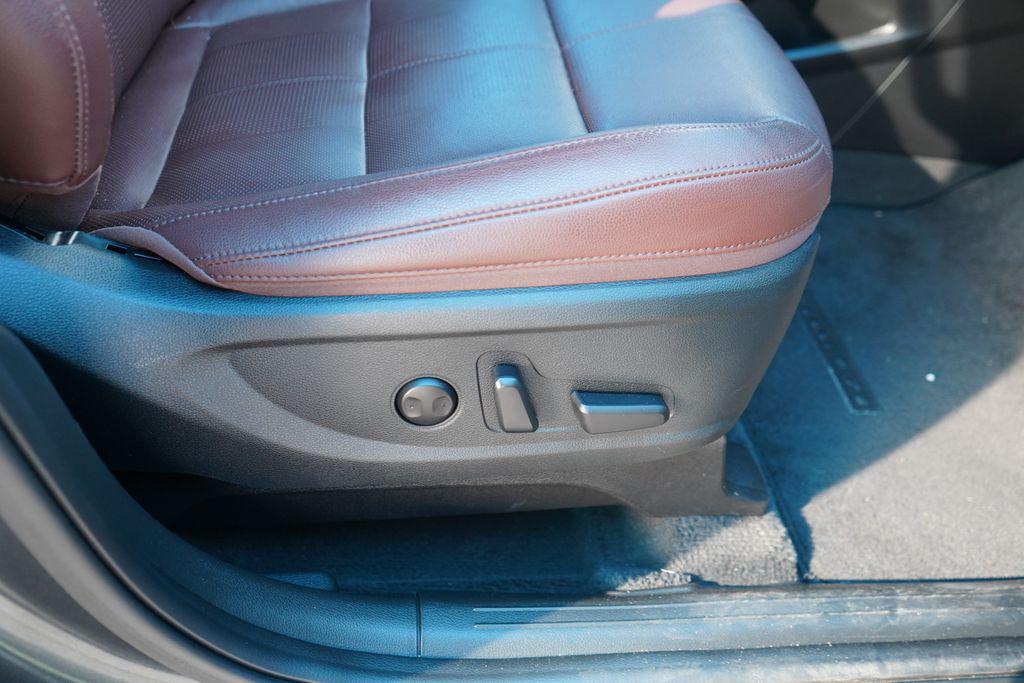 used 2024 Kia Telluride car, priced at $34,900