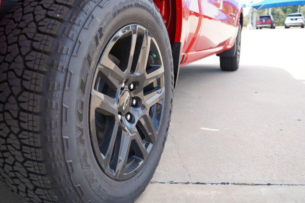 new 2026 Chevrolet Silverado 1500 car, priced at $41,294