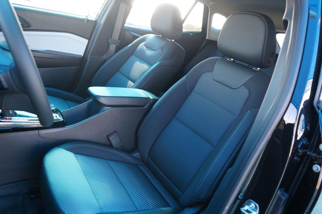 new 2026 Chevrolet Trax car, priced at $25,425