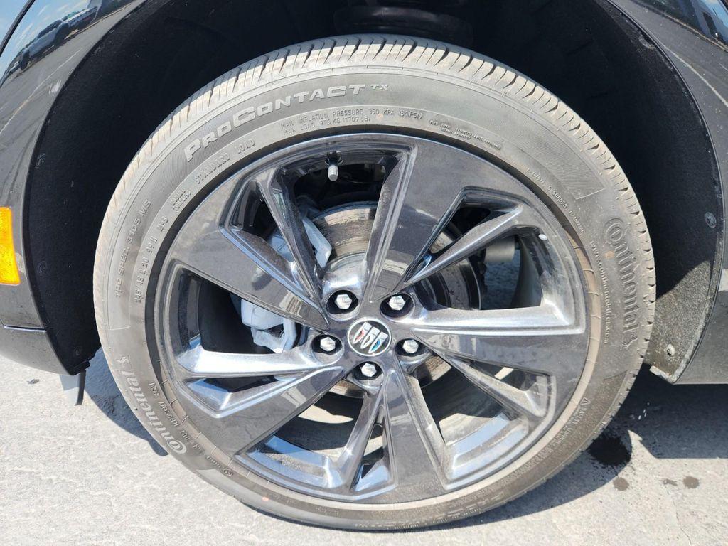 used 2024 Buick Envision car, priced at $33,465