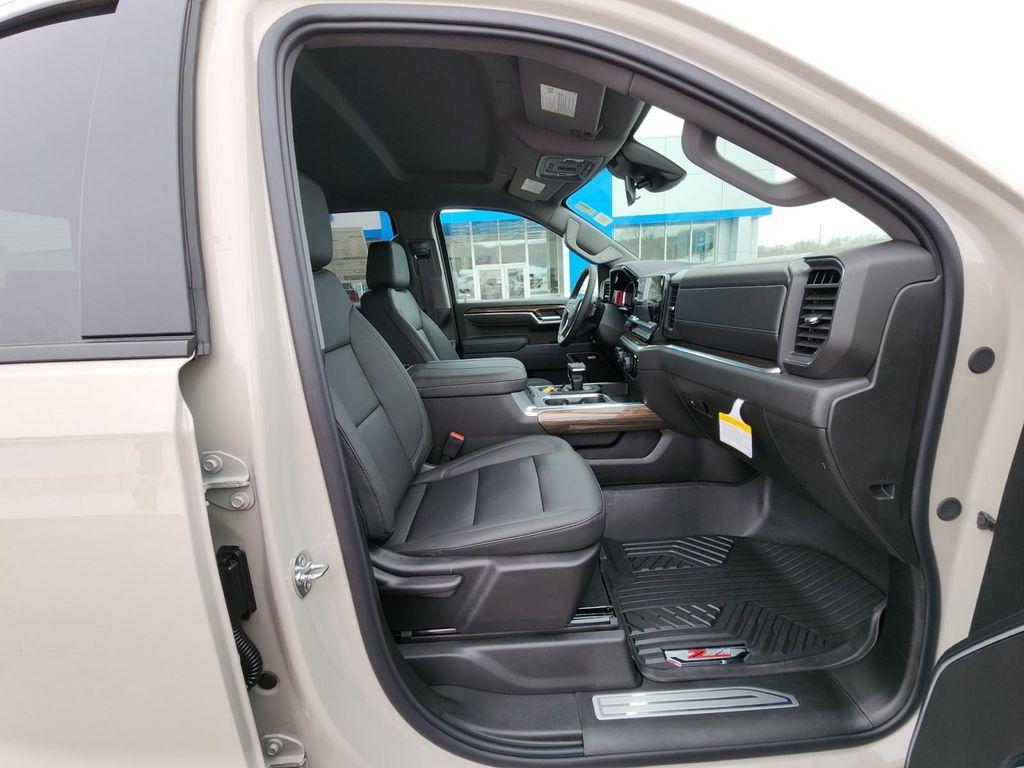 new 2026 Chevrolet Silverado 1500 car, priced at $62,082