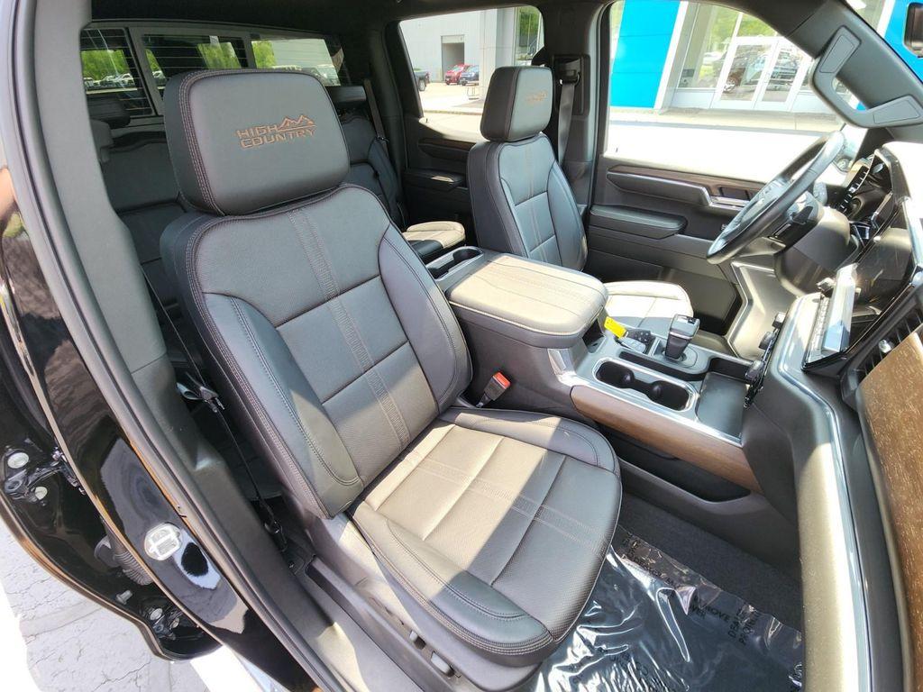 used 2024 Chevrolet Silverado 1500 car, priced at $49,875