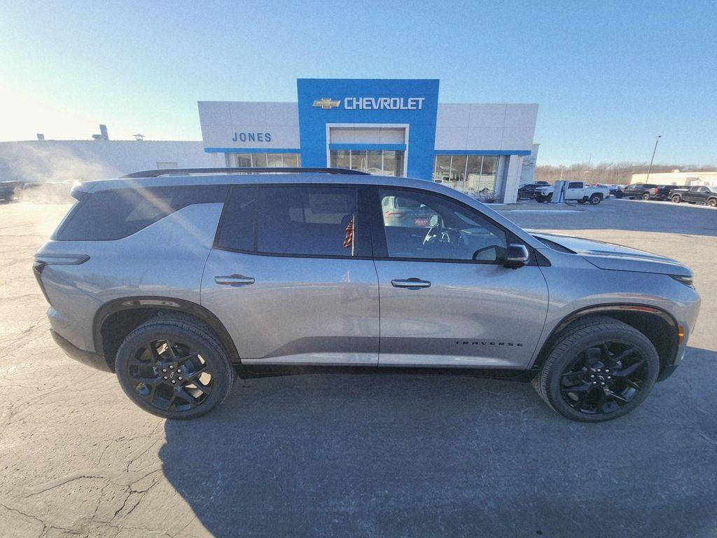 new 2026 Chevrolet Traverse car, priced at $58,419