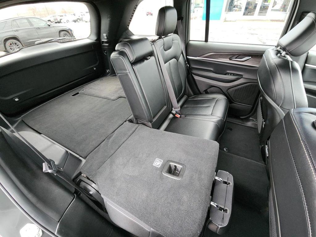 used 2024 Jeep Grand Cherokee car, priced at $32,987