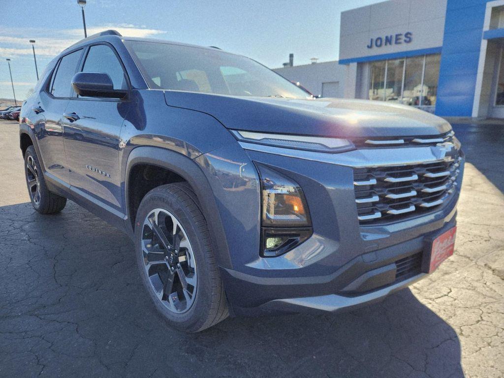 new 2026 Chevrolet Equinox car, priced at $37,038