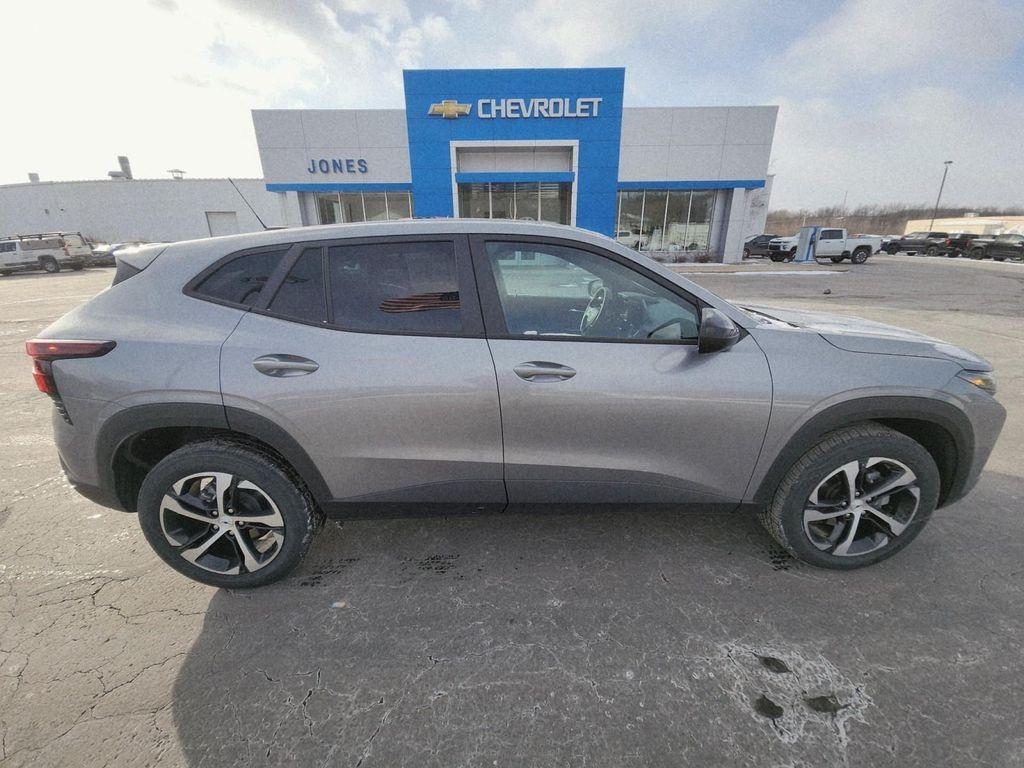 used 2024 Chevrolet Trax car, priced at $20,987
