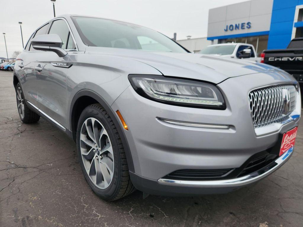used 2022 Lincoln Nautilus car, priced at $32,987
