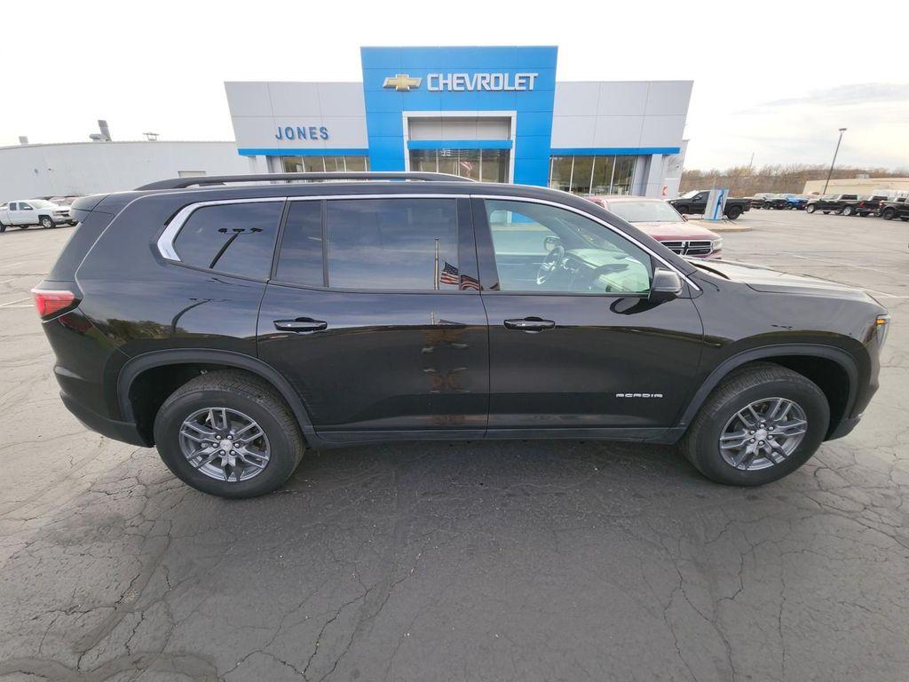 used 2025 GMC Acadia car, priced at $36,987