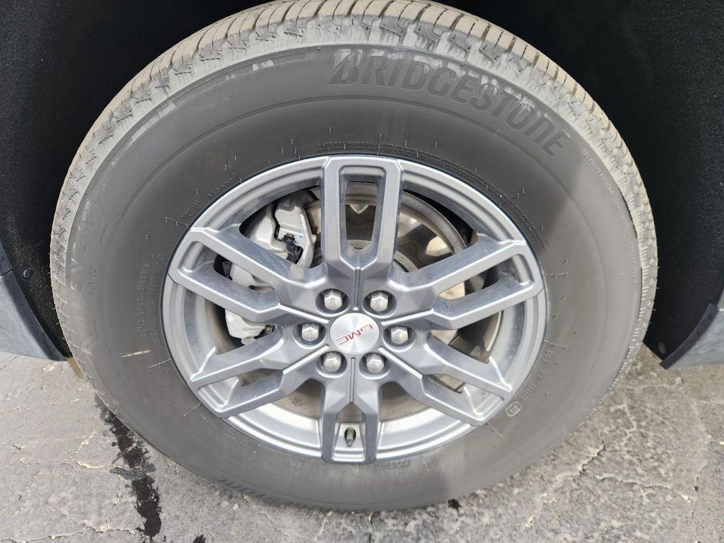 used 2025 GMC Acadia car, priced at $36,987