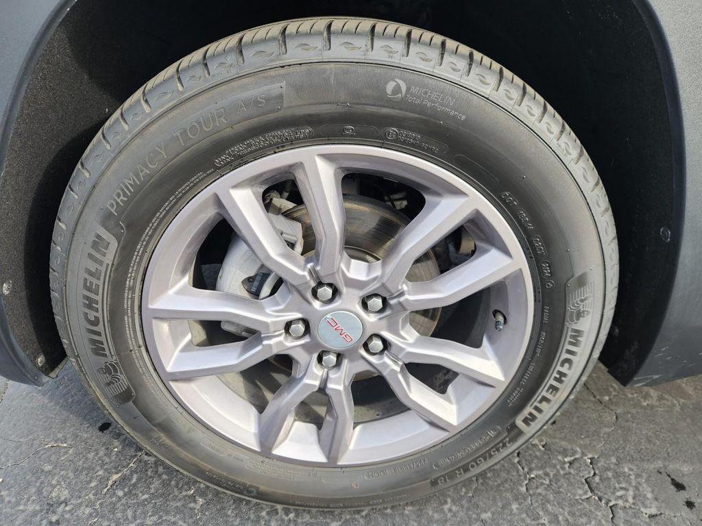 used 2024 GMC Terrain car, priced at $26,987