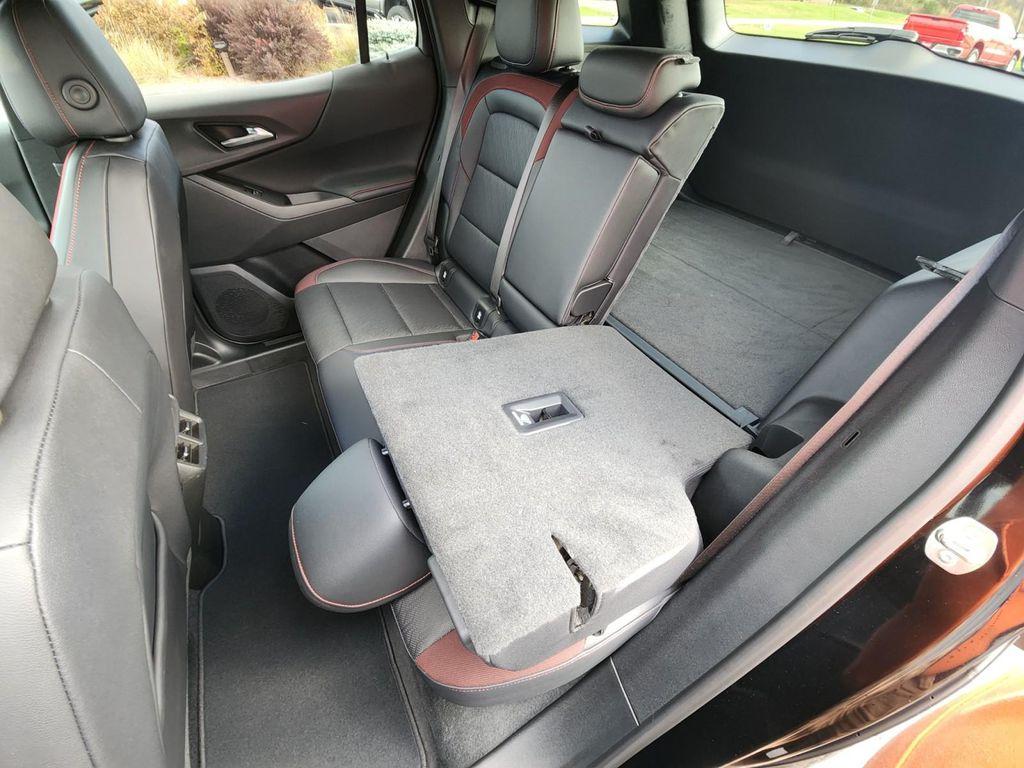 used 2025 Chevrolet Equinox car, priced at $33,987